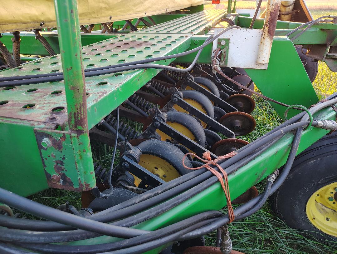 1992 JOHN DEERE 750 Grain Drills - Image 38